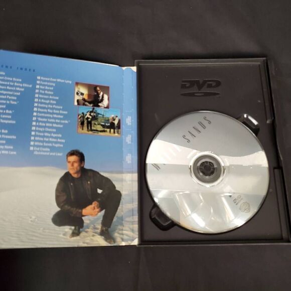 White Sands, 1992 Film, Crime/Thriller DVD Movie - Picture 2 of 3